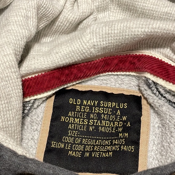 Old Navy - New York Hoodie - Picture 3 of 3